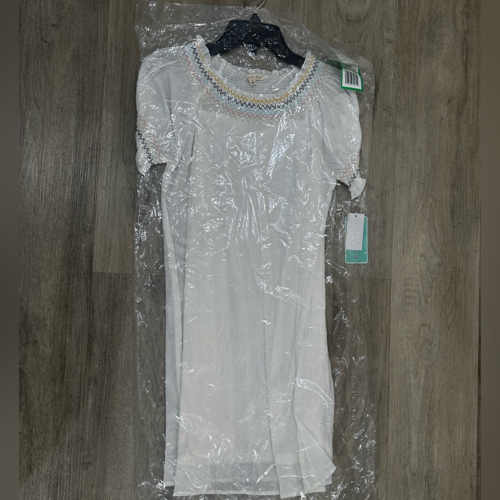Girls dress